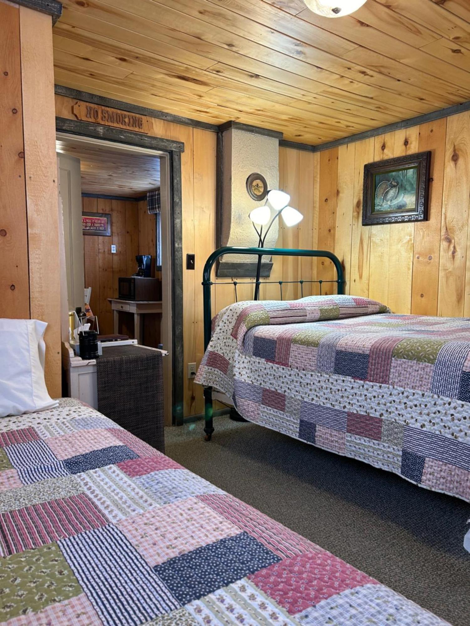Moore'S Old Pine Inn Marysvale Εξωτερικό φωτογραφία