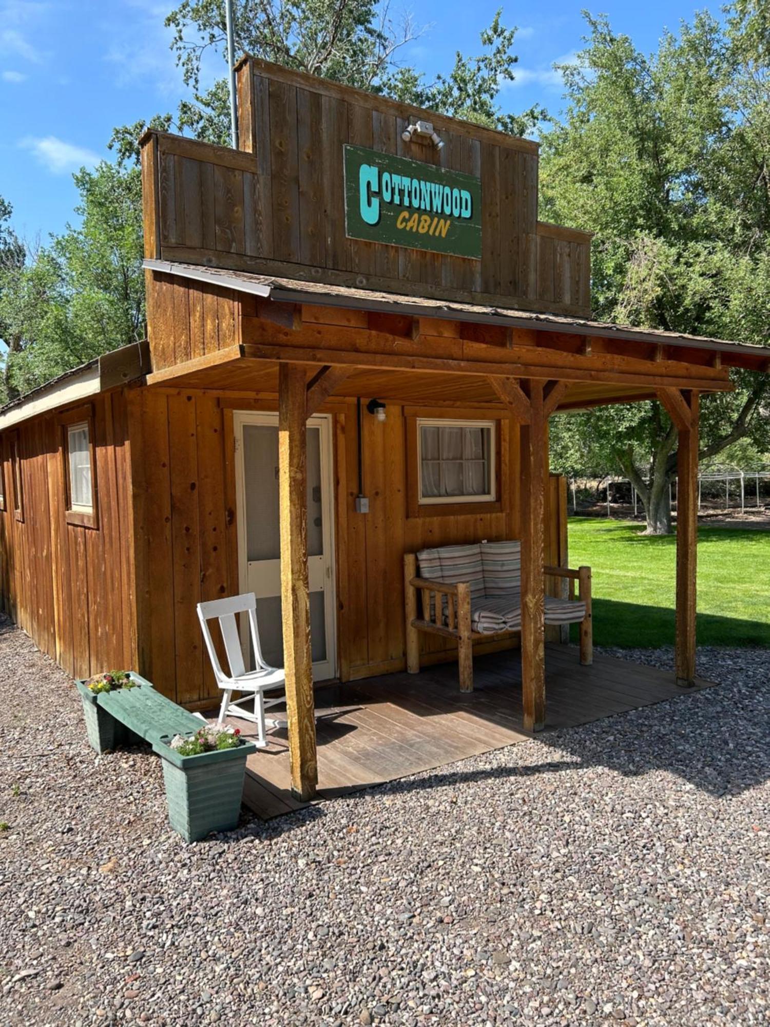 Moore'S Old Pine Inn Marysvale Εξωτερικό φωτογραφία