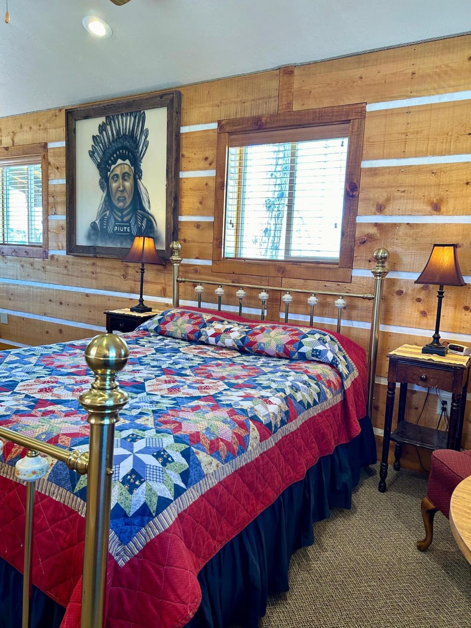 Moore'S Old Pine Inn Marysvale Εξωτερικό φωτογραφία